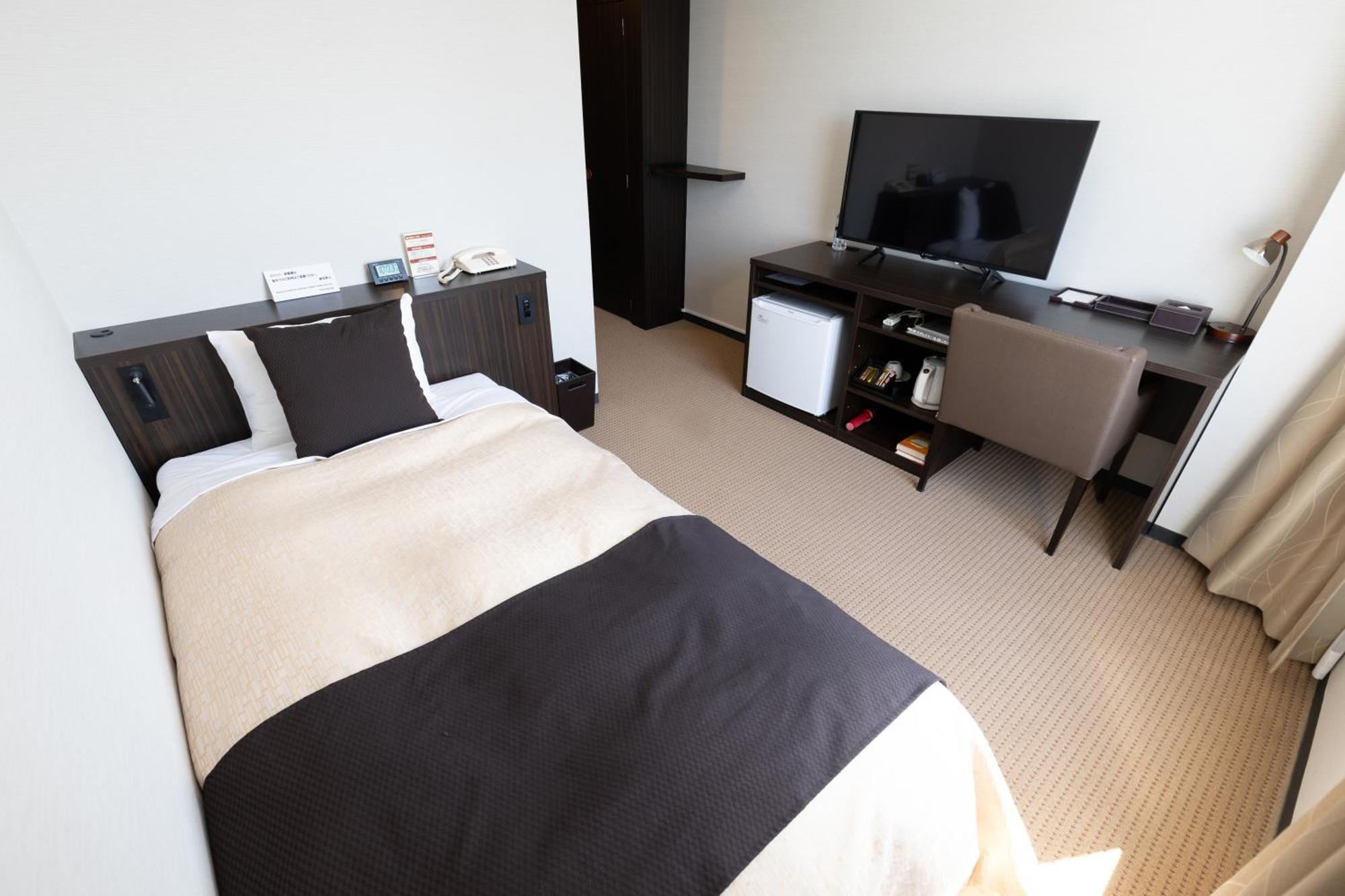 The Italia Ken Hotel Niigata Exterior photo
